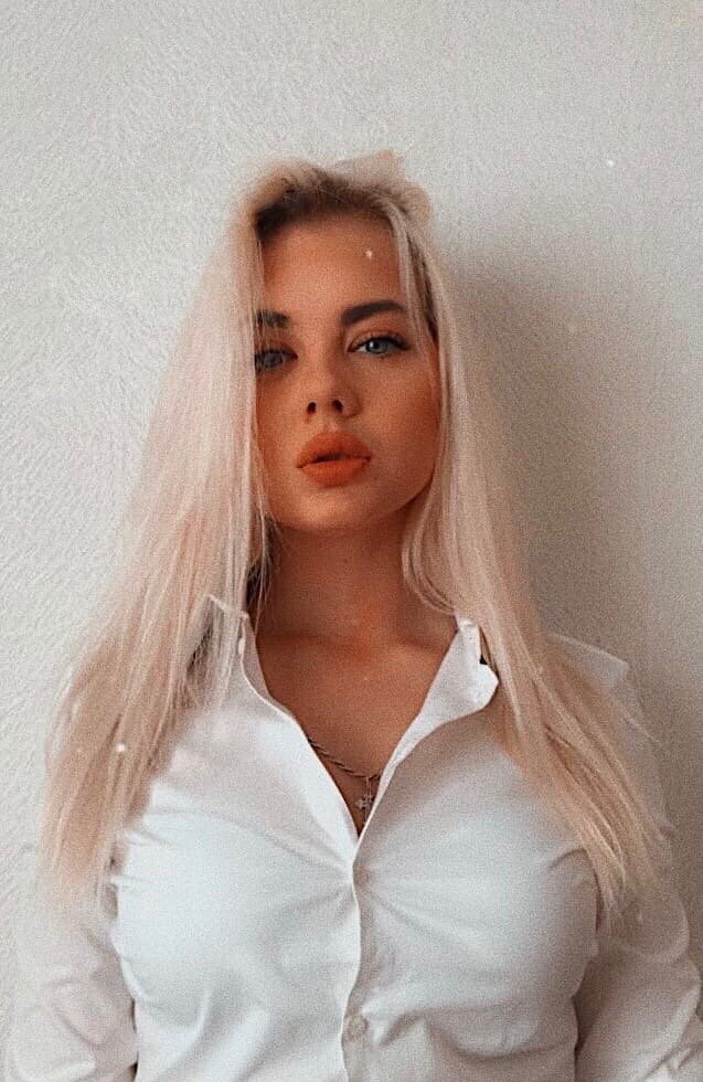 Алена привлекальеная девушка из Новоазовска цена от 3500 руб