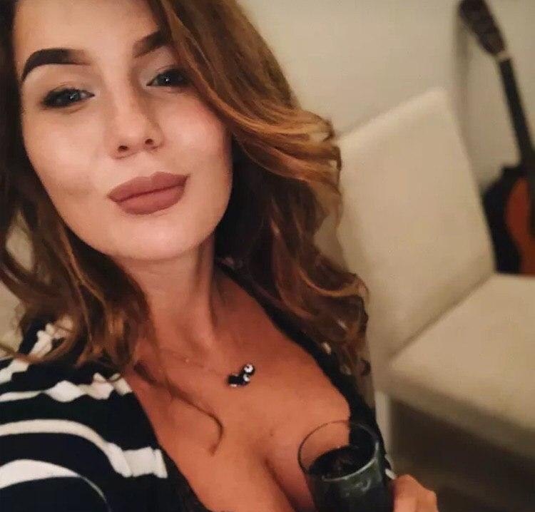 Стася привлекальеная девушка из Новоазовска цена от 3500 руб