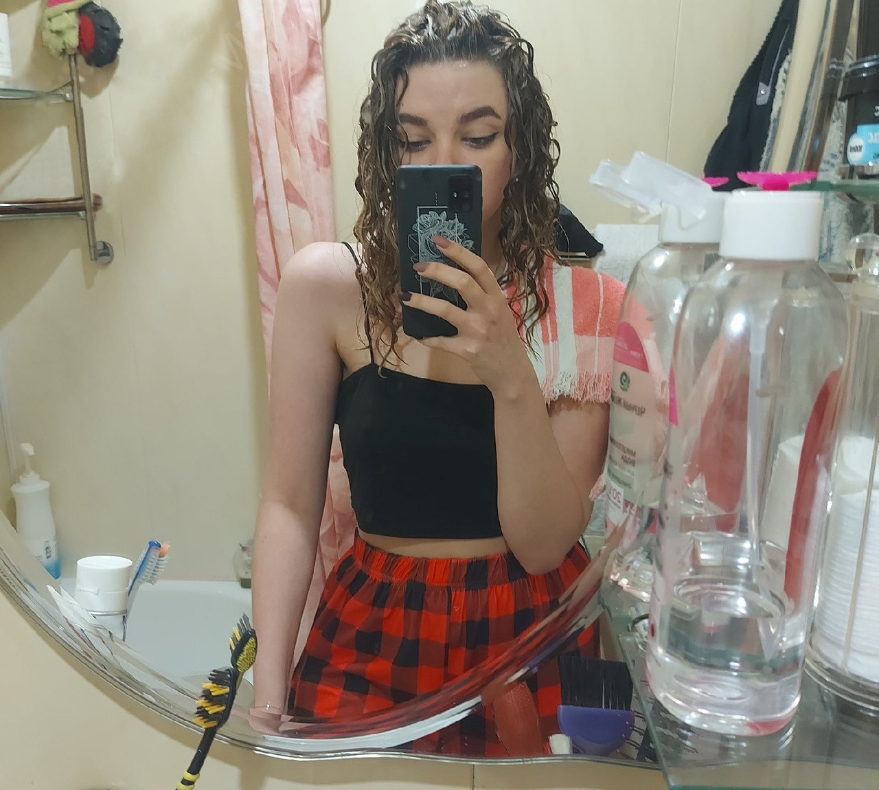 Инга привлекальеная девушка из Новоазовска цена от 3500 руб