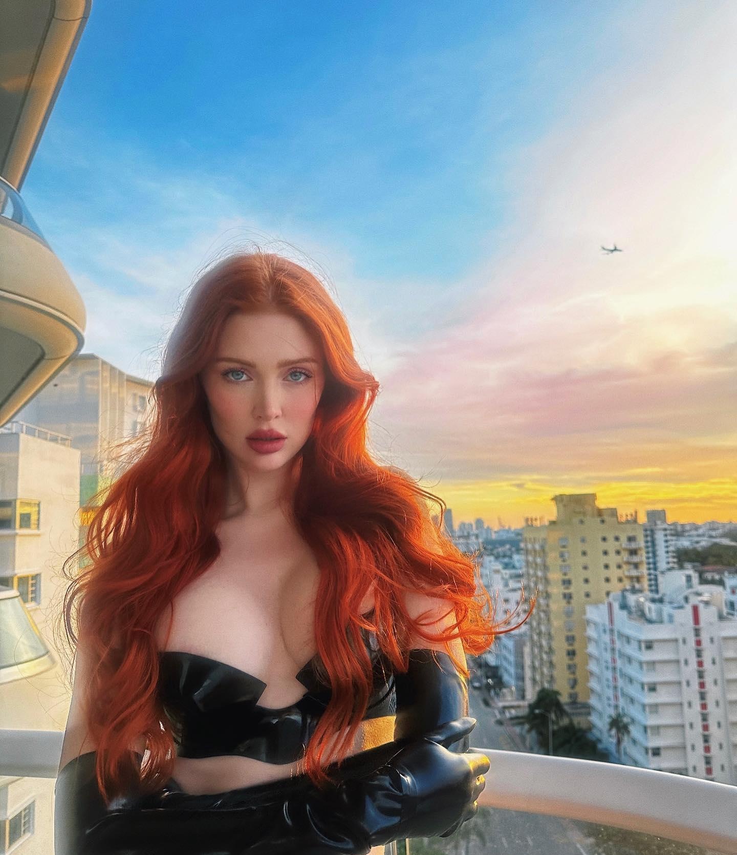 Присцилла привлекальеная девушка из Новоазовска цена от 7000 руб