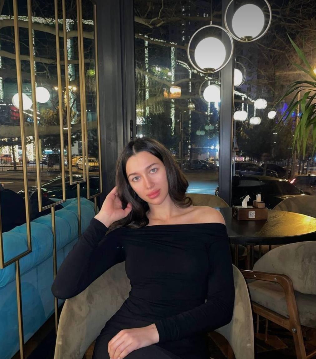 Янка привлекальеная девушка из Новоазовска цена от 6000 руб