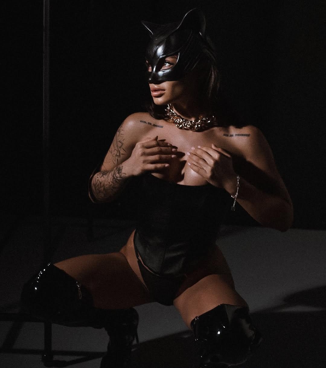 Маруся привлекальеная девушка из Новоазовска цена от 8000 руб