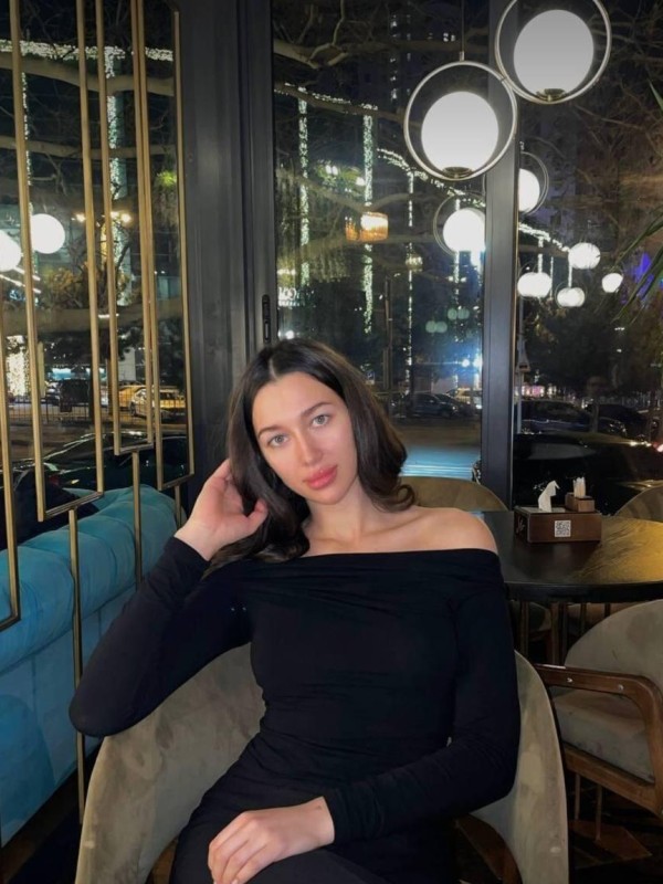 Янка привлекательная девушка из Новоазовска цена от 6000 руб